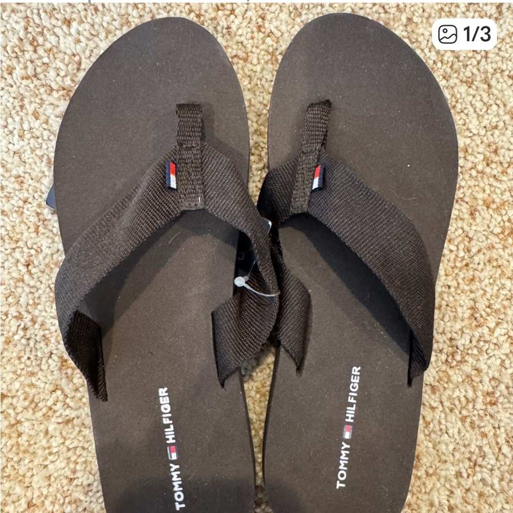 Tommy Hilfiger brown flip flops new